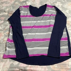 Gap essentials stripe top